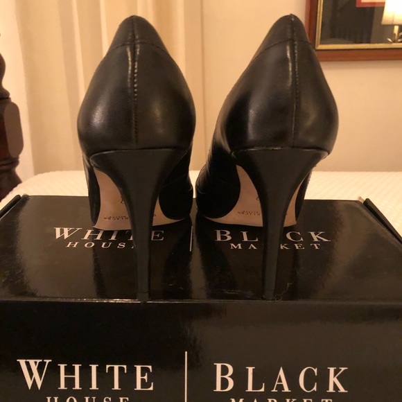 WHITE HOUSE BLACK MARKET HEELS - Picture 4 of 8